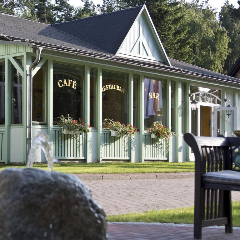 Seehotel Ecktannen Варен Экстерьер фото