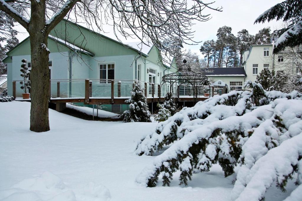 Seehotel Ecktannen Варен Экстерьер фото