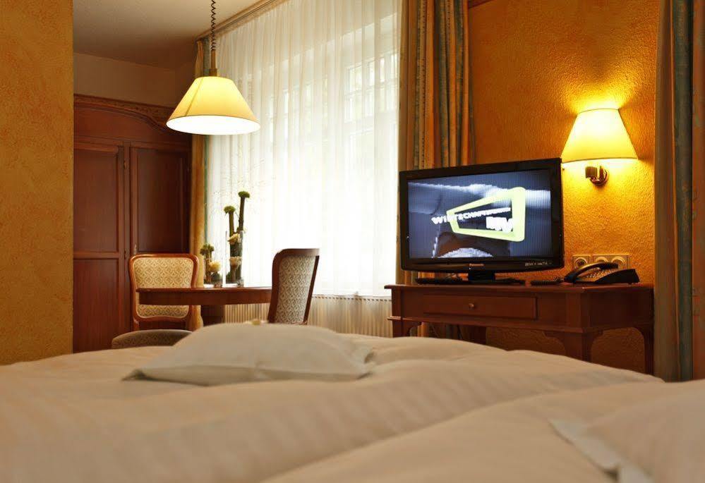 Seehotel Ecktannen Варен Экстерьер фото